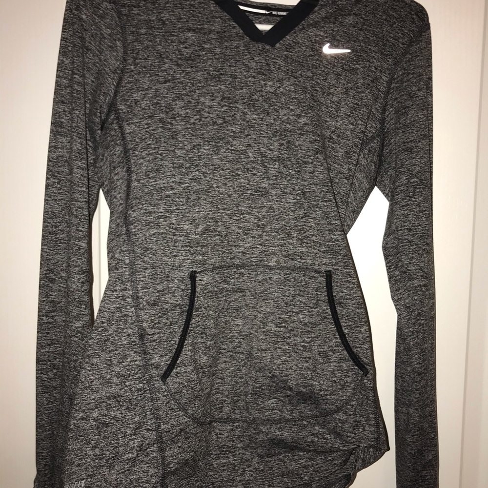 Darkgrey Nike running sweater w/ reflective detail
